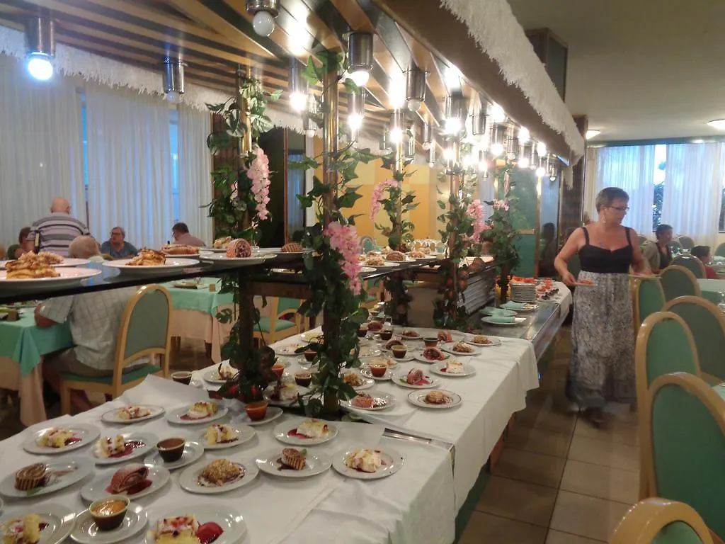 Hotel Ambasciatori Palace Τζεσόλο Λίντο
