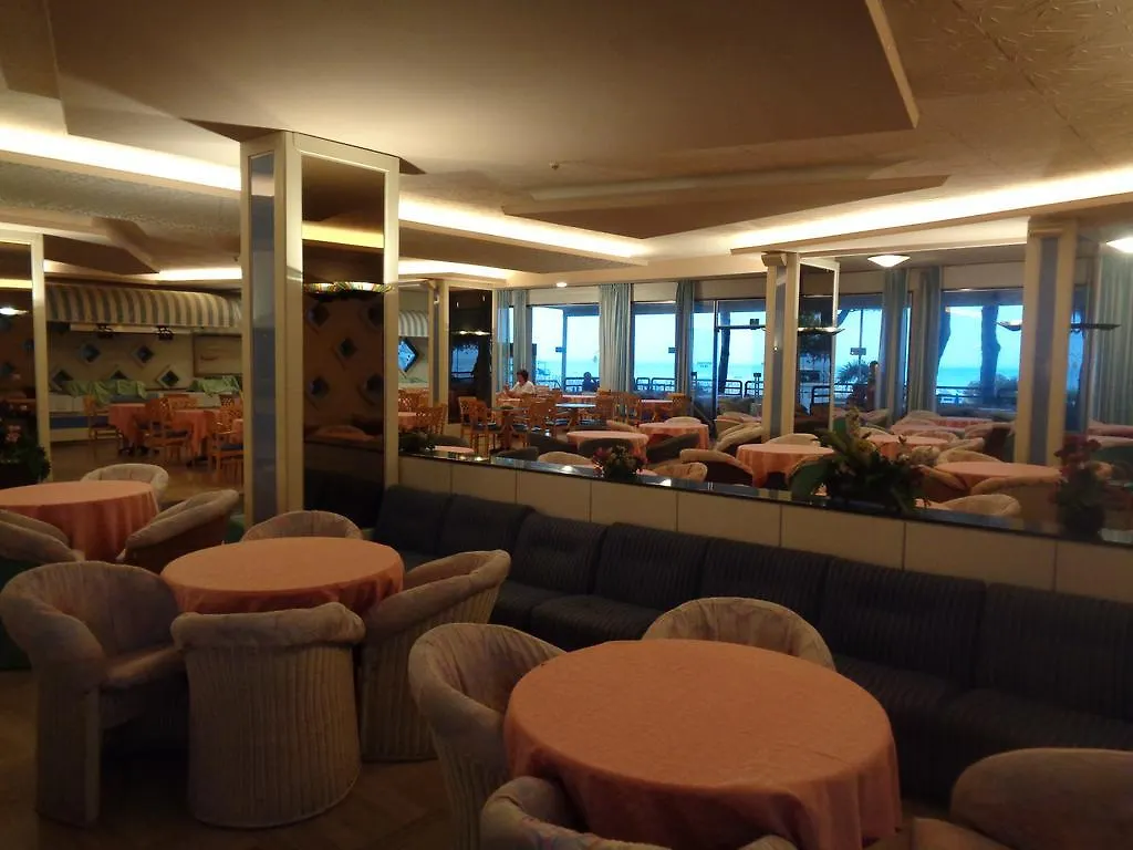 Hotel Ambasciatori Palace Τζεσόλο Λίντο