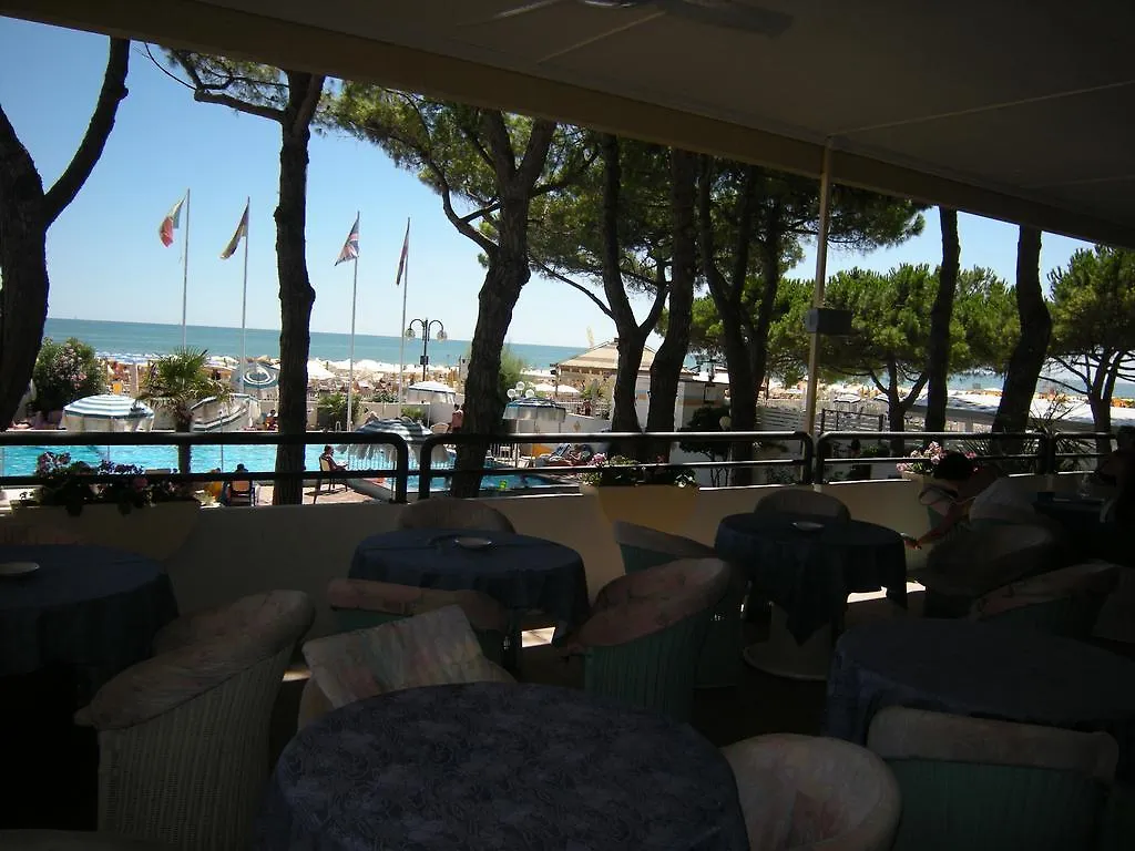 Hotel Ambasciatori Palace Τζεσόλο Λίντο
